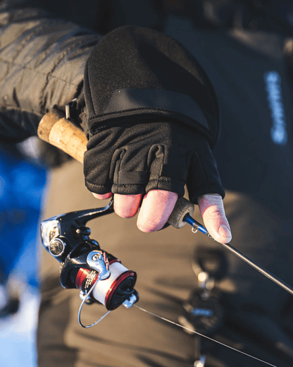 Simms Windstopper Foldover Fishing Mitt Simms Gloves Rivers and Glen Trading Co